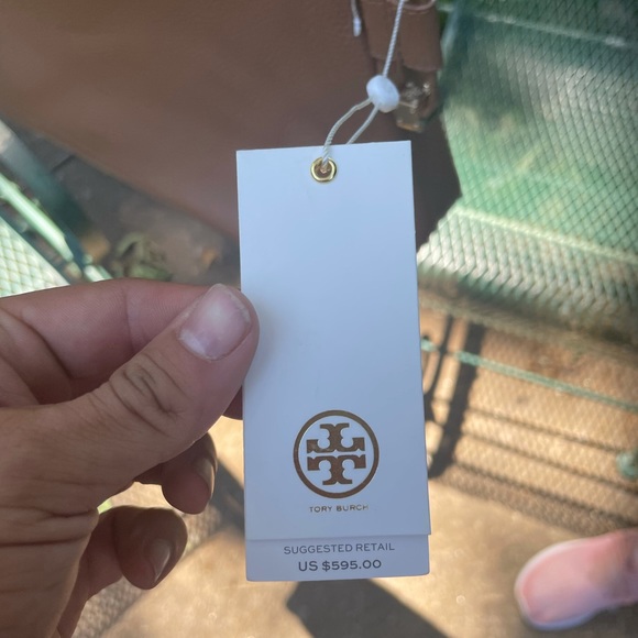 REAL TORY BURCH PURSE WITH TAG - Picture 2 of 4